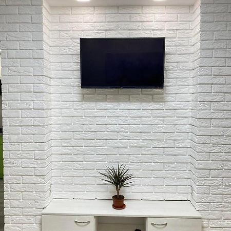Suite Mira Avenue Center Двухкомнатная Квартира в центре возле ТЦ Мегацентр Чернигов Экстерьер фото