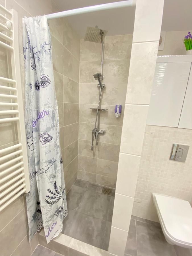Suite Mira Avenue Center Двухкомнатная Квартира в центре возле ТЦ Мегацентр Чернигов Экстерьер фото